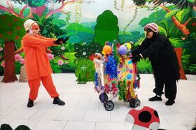 نمایش موزیکال «خروس زری» در شهربابک روی صحنه رفت