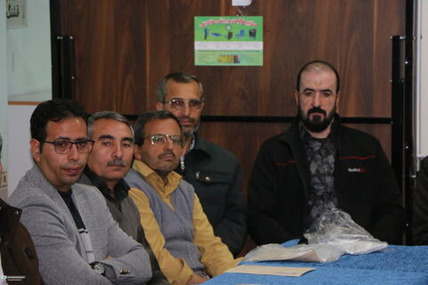 برگزاری نشست آموزشی فرهنگی کارکنان خدمات کانون فارس