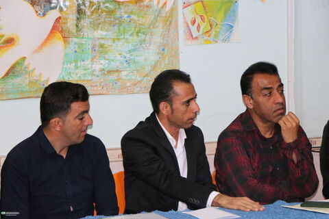 برگزاری نشست آموزشی فرهنگی کارکنان خدمات کانون فارس