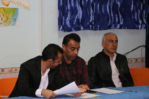 برگزاری نشست آموزشی فرهنگی کارکنان خدمات کانون فارس