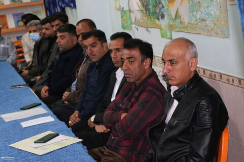 برگزاری نشست آموزشی فرهنگی کارکنان خدمات کانون فارس