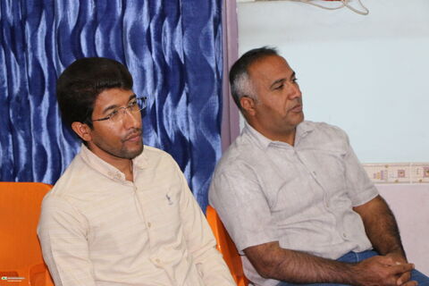 برگزاری نشست آموزشی فرهنگی کارکنان خدمات کانون فارس