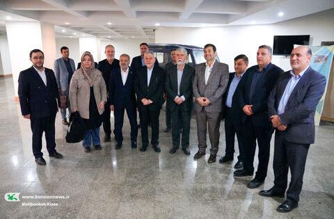 بازدید چهار وزیر از نمایشگاه دهمین دوسالانه ملی هنرهای تجسمی کانون