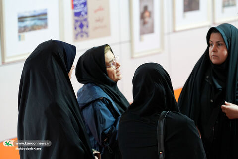 بازدید کودکان، نوجوانان و مربیان از نمایشگاه هنرهای تجسمی کانون