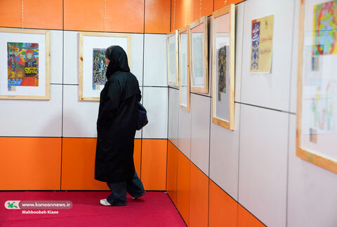 بازدید کودکان، نوجوانان و مربیان از نمایشگاه هنرهای تجسمی کانون