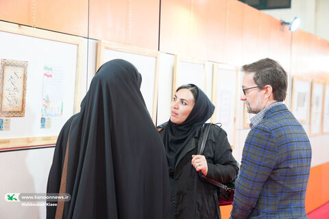 بازدید کودکان، نوجوانان و مربیان از نمایشگاه هنرهای تجسمی کانون