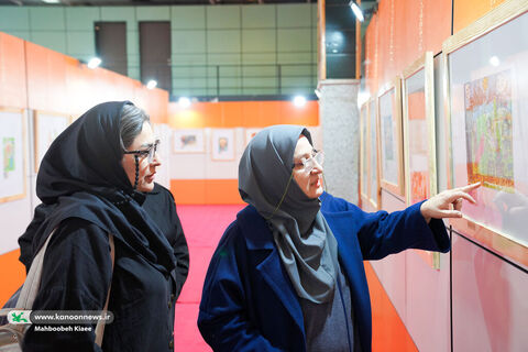 بازدید کودکان، نوجوانان و مربیان از نمایشگاه هنرهای تجسمی کانون