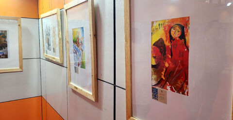 اردوی یک‌روزه کارشناسان و مربیان کانون قم با بازدید از دهمین دوسالانه هنرهای تجسمی و تماشای نمایش «آرزوی بزرگ»