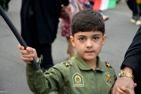 حضور غرفه کانون در مسیر راهپیمایی ۲۲ بهمن ۱۴۰۴