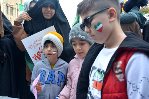 حضور غرفه کانون در مسیر راهپیمایی ۲۲ بهمن ۱۴۰۴