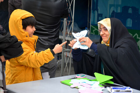 حضور غرفه کانون در مسیر راهپیمایی ۲۲ بهمن ۱۴۰۴