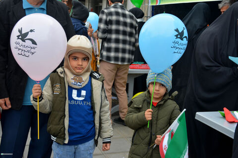 حضور غرفه کانون در مسیر راهپیمایی ۲۲ بهمن ۱۴۰۴
