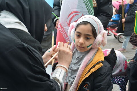 حضور غرفه کانون در مسیر راهپیمایی ۲۲ بهمن ۱۴۰۴