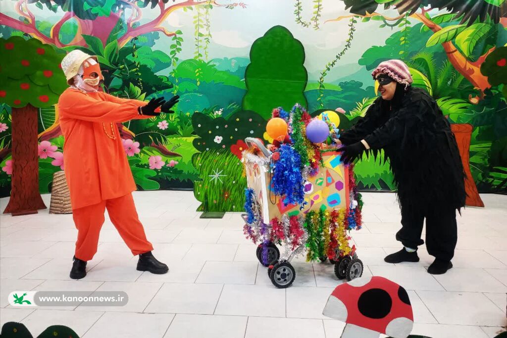 نمایش موزیکال «ملکه قارقارو» در شهربابک روی صحنه رفت