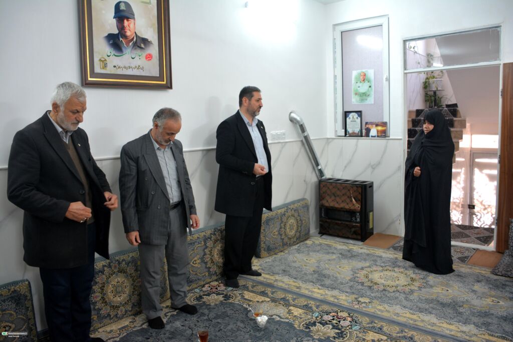 عضویت افتخاری فرزندان شهید عباس اسدی در کانون پرورش فکری کودکان و نوجوانان استان قم