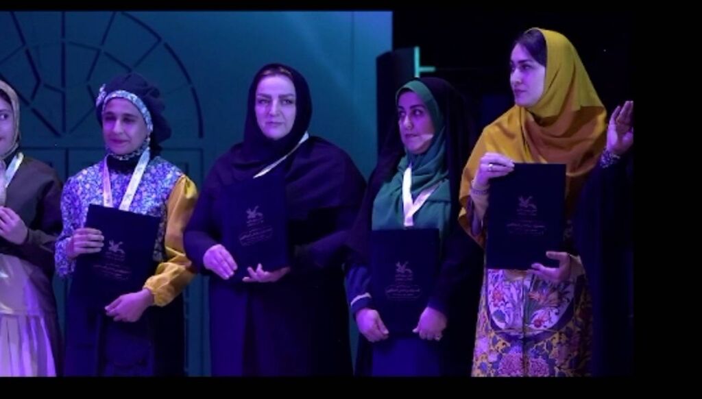 درخشش چهار قصه‌گوی کانون فارس در جشنواره بین‌المللی قصه‌گویی