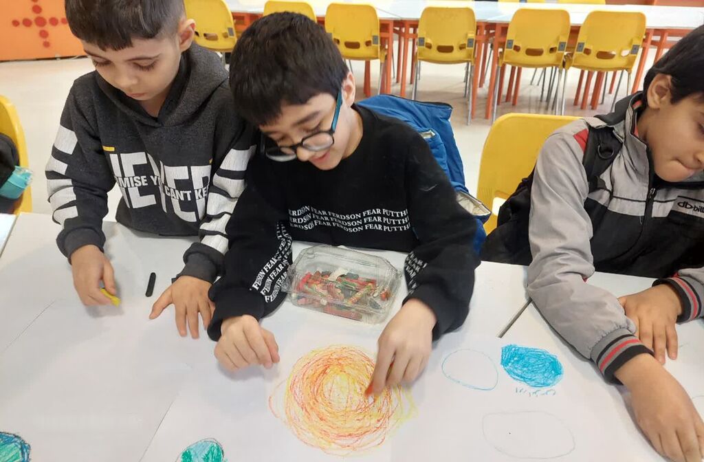 دانش‌آموزان کرمانشاهی در مرکز شماره ۴ کانون با دنیای نجوم و علم آشنا شدند