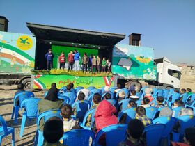 گزارش تصویری اجرای برنامه تماشاخانه سیار کانون برای بچه‌های قزوین