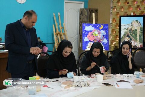 دوره تکمیلی «سرامیک‌سازی و تکنیک‌های لعاب» ویژه مربیان کانون استان کرمان