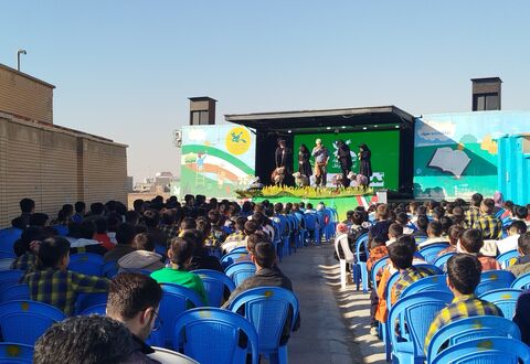 گزارش تصویری اجرای برنامه تماشاخانه سیار کانون برای بچه‌های قزوین