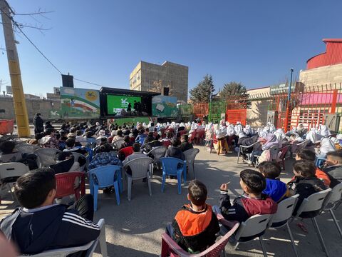 گزارش تصویری اجرای برنامه تماشاخانه سیار کانون برای بچه‌های قزوین