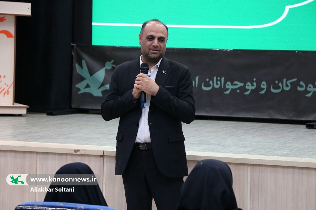 کارگاه «مدیریت زمان» ویژه مربیان کانون استان کرمان برگزار شد