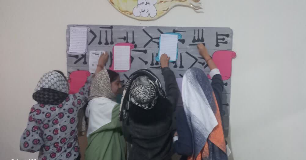 رویداد «پلههای دخترانه» در مرکز هرسین برگزار شد