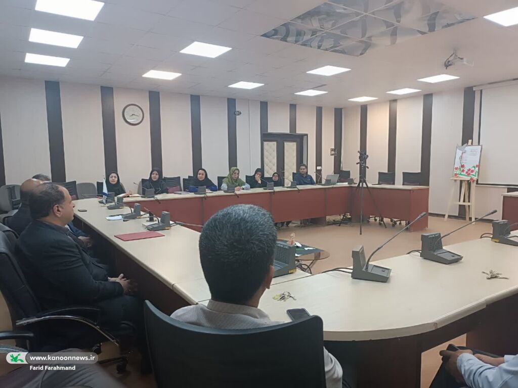 تبیین جایگاه امر به معروف و نهی از منکر در کارگاه آموزشی ماه مبارک رمضان در کانون سیستان و بلوچستان