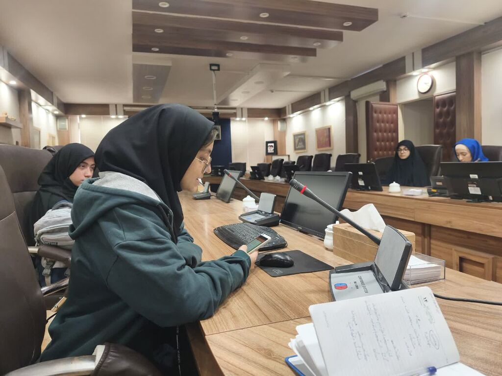 برگزاری صد و شصت و هفتمین نشست انجمن ادبی آفتاب