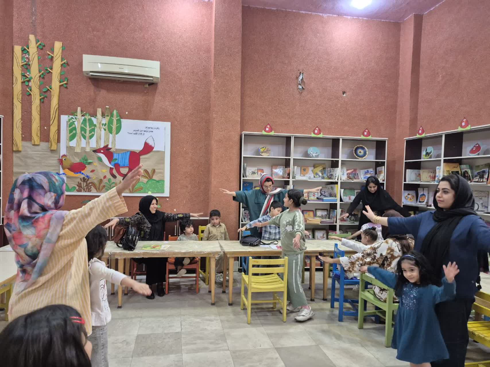 برگزاری کارگاه «ایران؛ کندویی که با هم میسازیم» در مرکز شماره یک بندرعباس