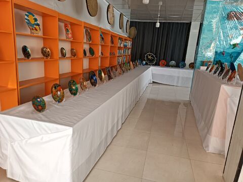 کرمانشاه.  ثلاث باباجانی.  نمایشگاه هنری