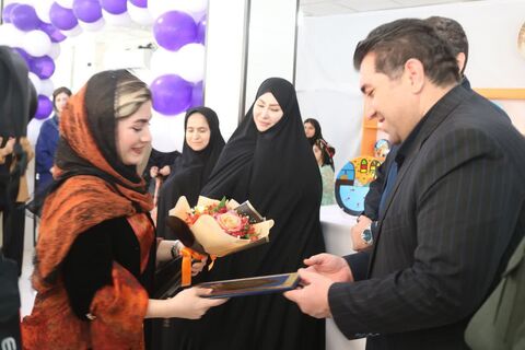 کرمانشاه.  ثلاث باباجانی.  نمایشگاه هنری