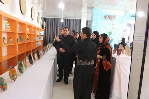 کرمانشاه.  ثلاث باباجانی.  نمایشگاه هنری