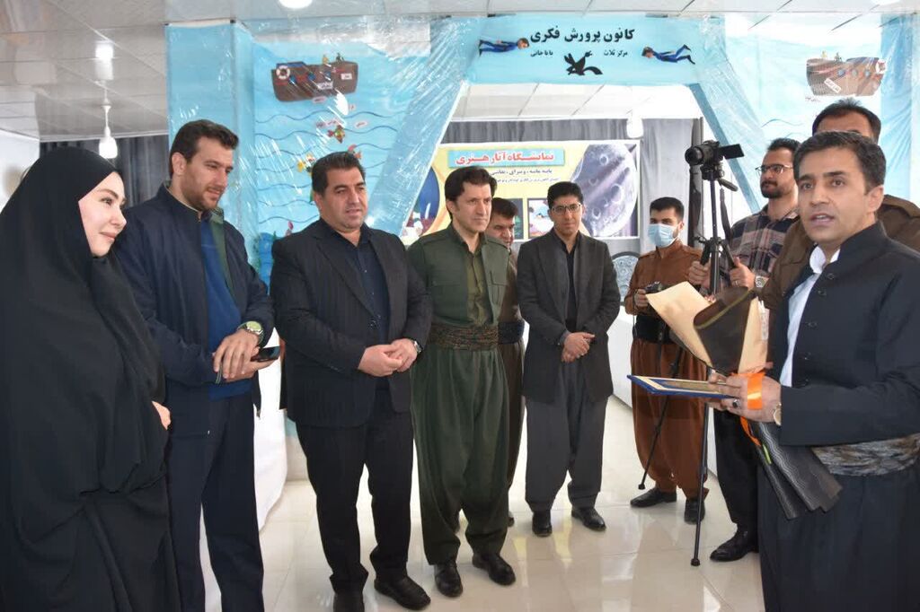 نمایشگاه بزرگ هنرهای تجسمی در مرکز ثلاث باباجانی گشایش یافت