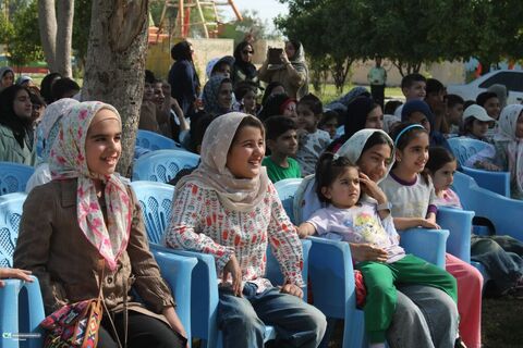 اجرای تماشاخانه سیار کانون پرورش فکری کودکان و نوجوانان در شهرستان گتوند