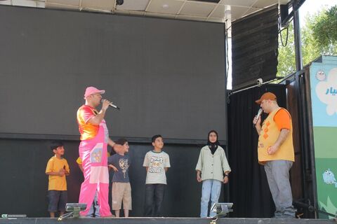 اجرای تماشاخانه سیار کانون پرورش فکری کودکان و نوجوانان در شهرستان گتوند