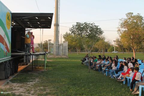 اجرای تماشاخانه سیار در شهرستان شوشتر