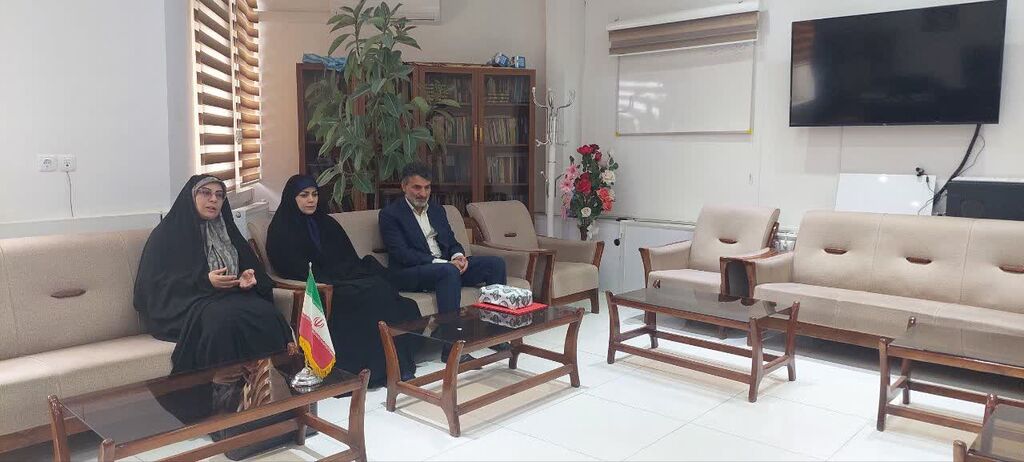 قدردانی مدیرکل کانون آذربایجانغربی از تلاشهای رئیس دادگستری پیرانشهر در مسیر حمایت از حقوق کودکان و تعاملات سازنده با برنامههای کانون