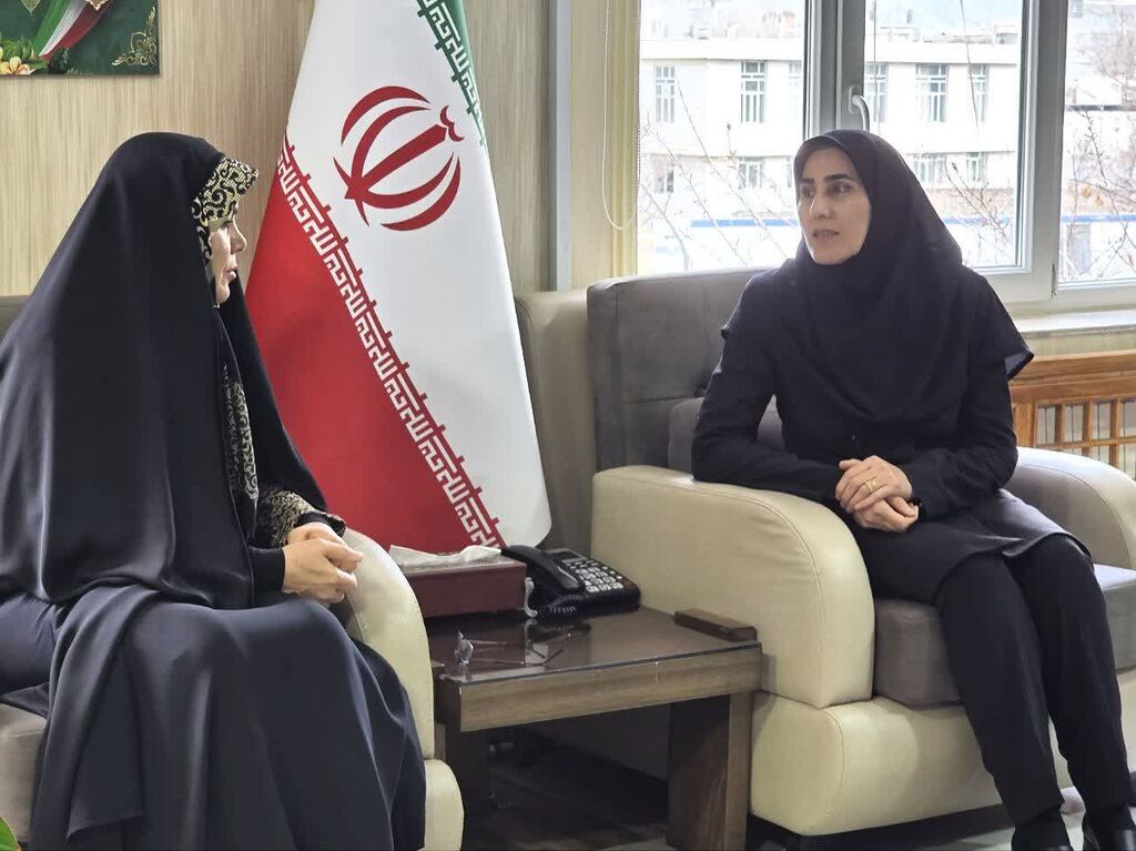 محور گفتوگوی دیدار مربی مسئول کانون و فرماندا