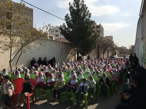 گزارش تصویری شادی‌آفرینی پراستقبال تماشاخانه سیار کانون در استان قزوین
