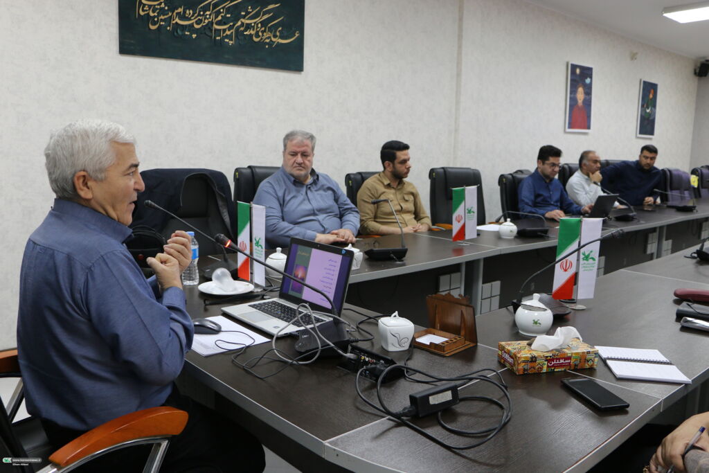 نشست آموزشی «حل مسئله و خلاقیت» در کانون سمنان برگزار شد