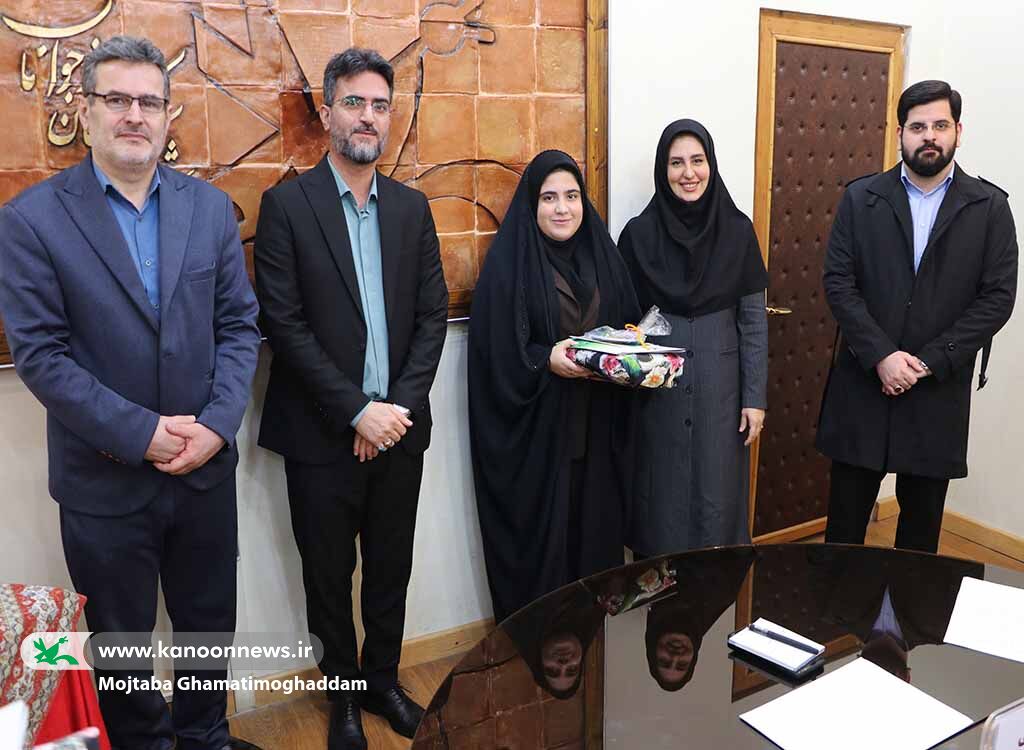 فعالان عرصه قصه و قصهگویی تجلیلشدند