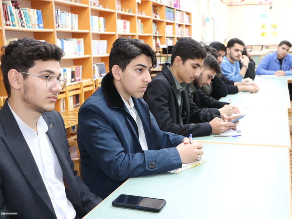 برگزاری نشست هماندیشی مشاوران نوجوان ادارات گنبدکاووس در کانون