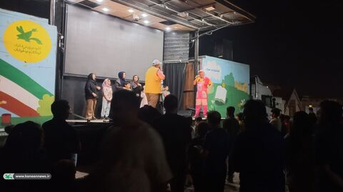 اجرای «بچه زرنگ» در دومین روز حضور تماشاخانه سیار کانون در خوزستان
