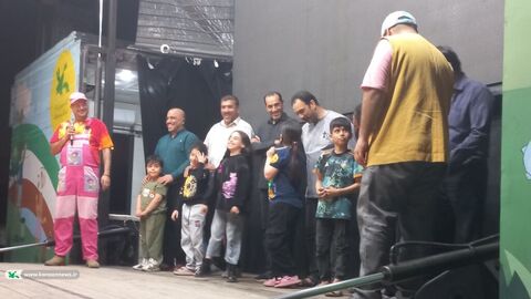 اجرای «بچه زرنگ» در دومین روز حضور تماشاخانه سیار کانون در خوزستان