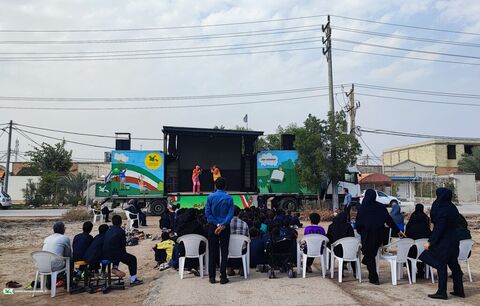 اجرای «بچه زرنگ» در دومین روز حضور تماشاخانه سیار کانون در خوزستان