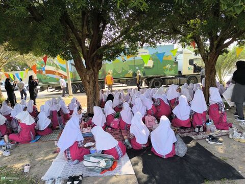 اجرای «بچه زرنگ» در دومین روز حضور تماشاخانه سیار کانون در خوزستان