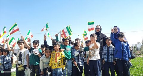 اجرای «بچه زرنگ» در سومین روز حضور تماشاخانه سیار کانون در خوزستان