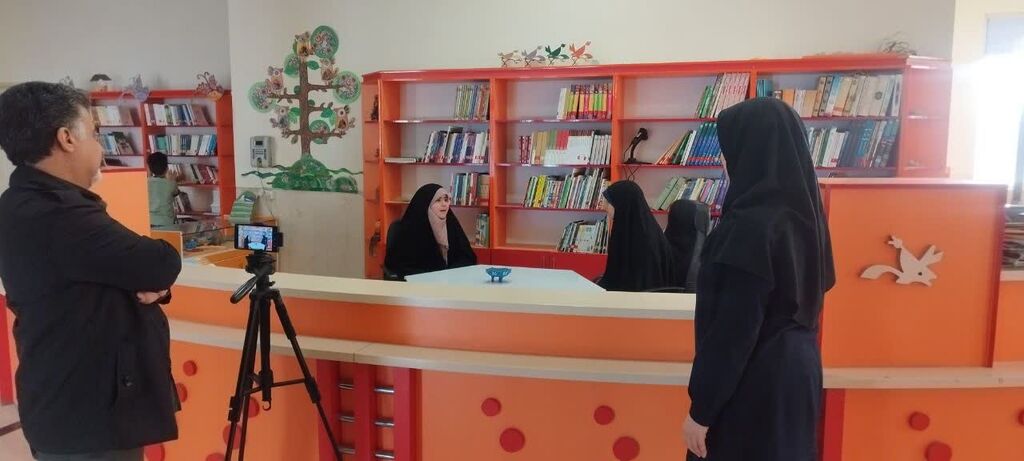 سفیران سلامت مرکز شماره ۱۲ کانون کرمانشاه به معرفی بیماری دیابت پرداختند