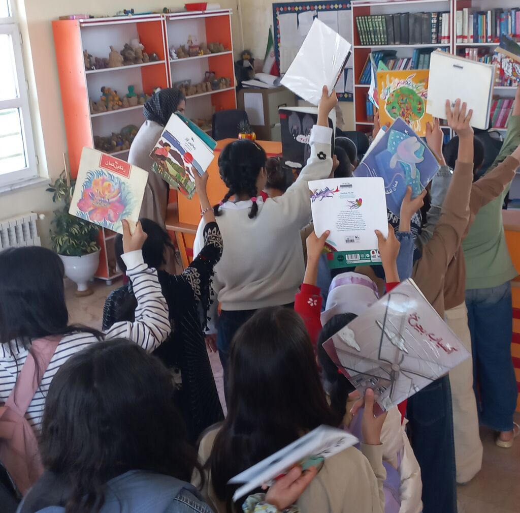 جشن امانت‌گیری کتاب در مرکز روانسر